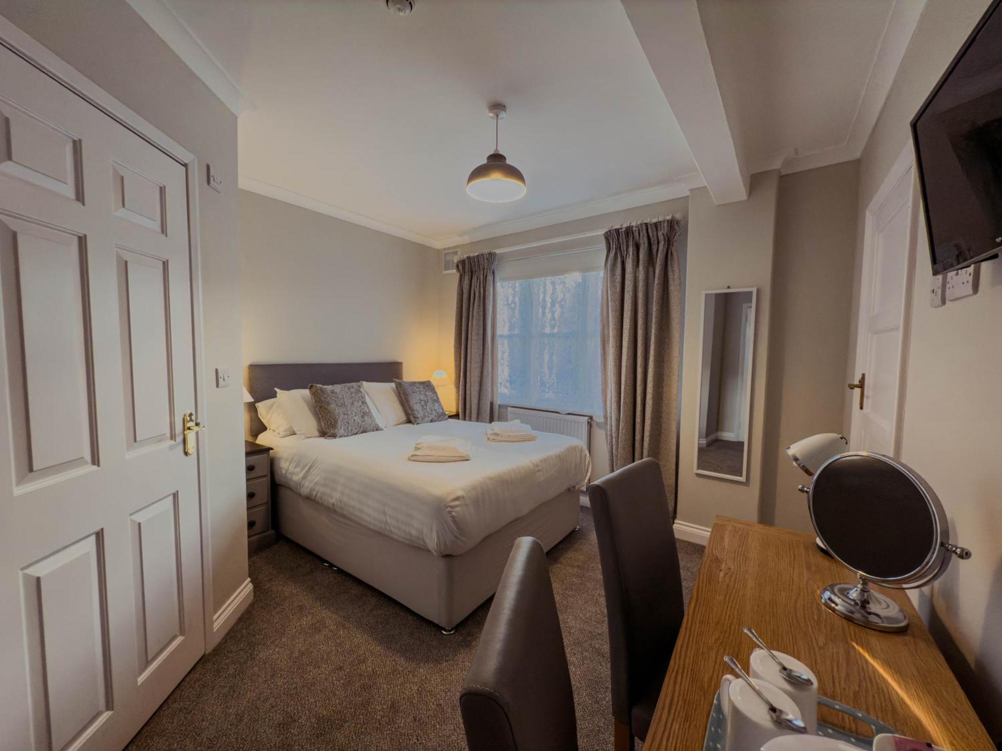 Bed and Breakfast Newport Quay Exterior foto