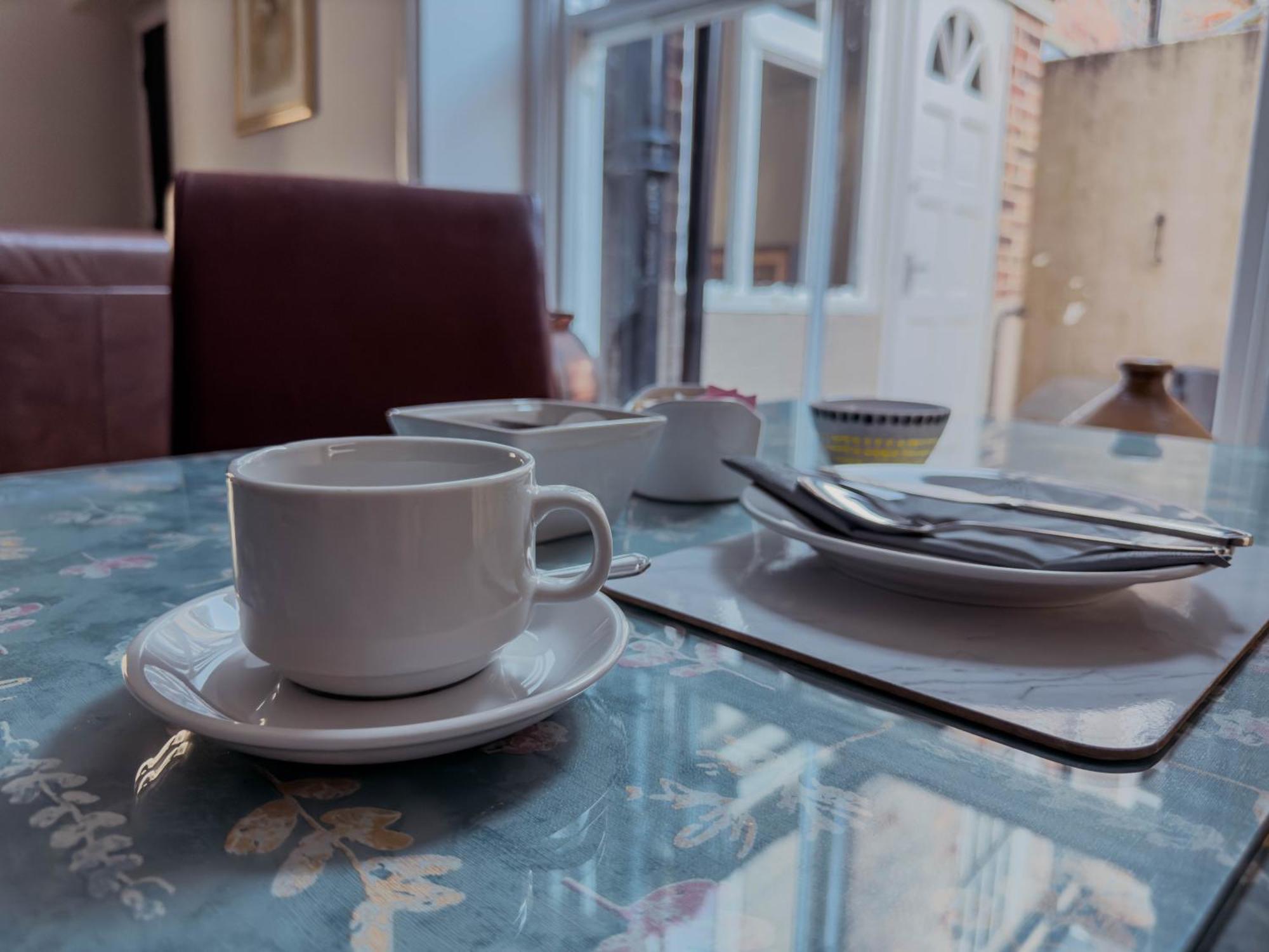 Bed and Breakfast Newport Quay Exterior foto