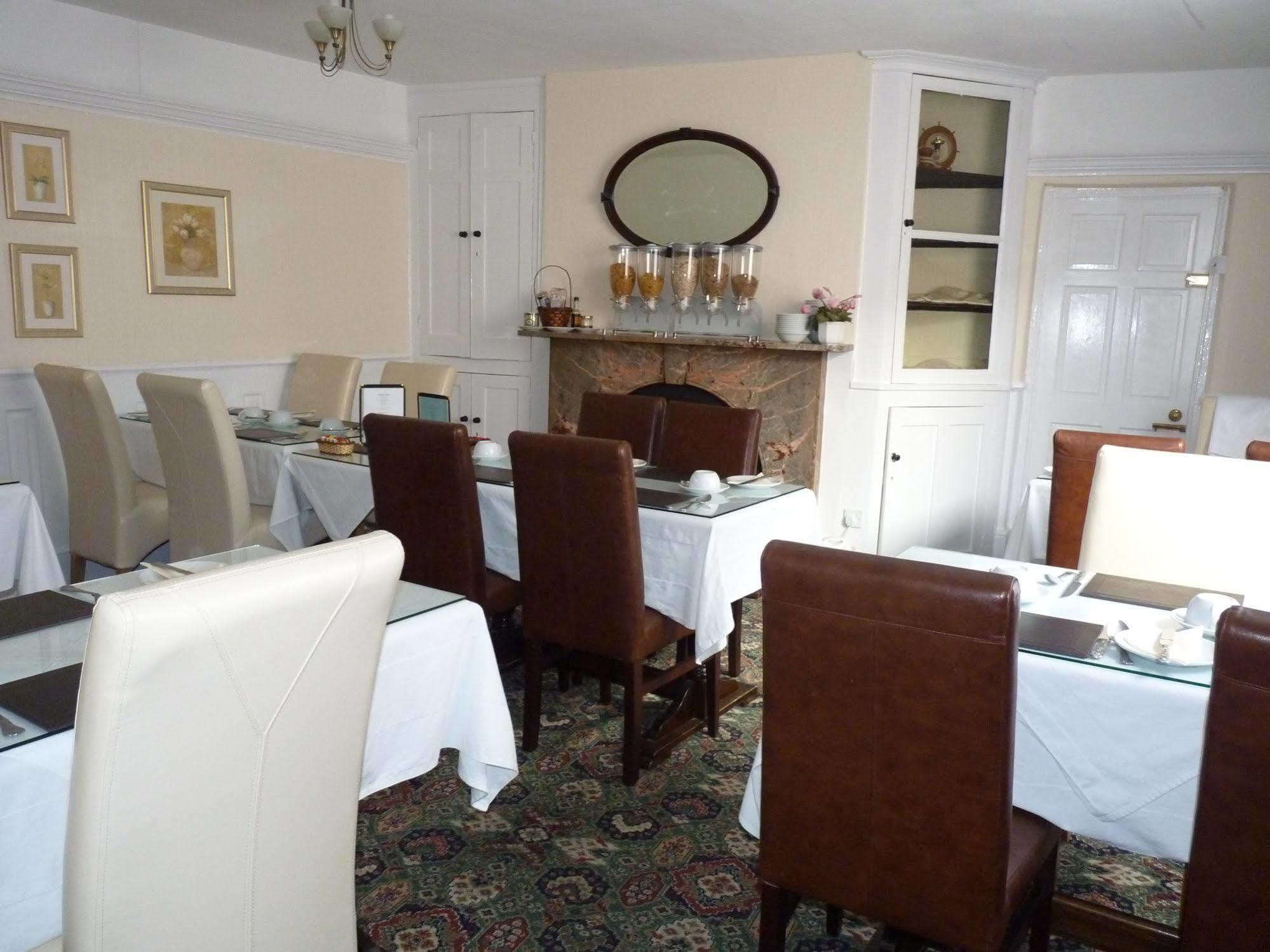 Bed and Breakfast Newport Quay Exterior foto